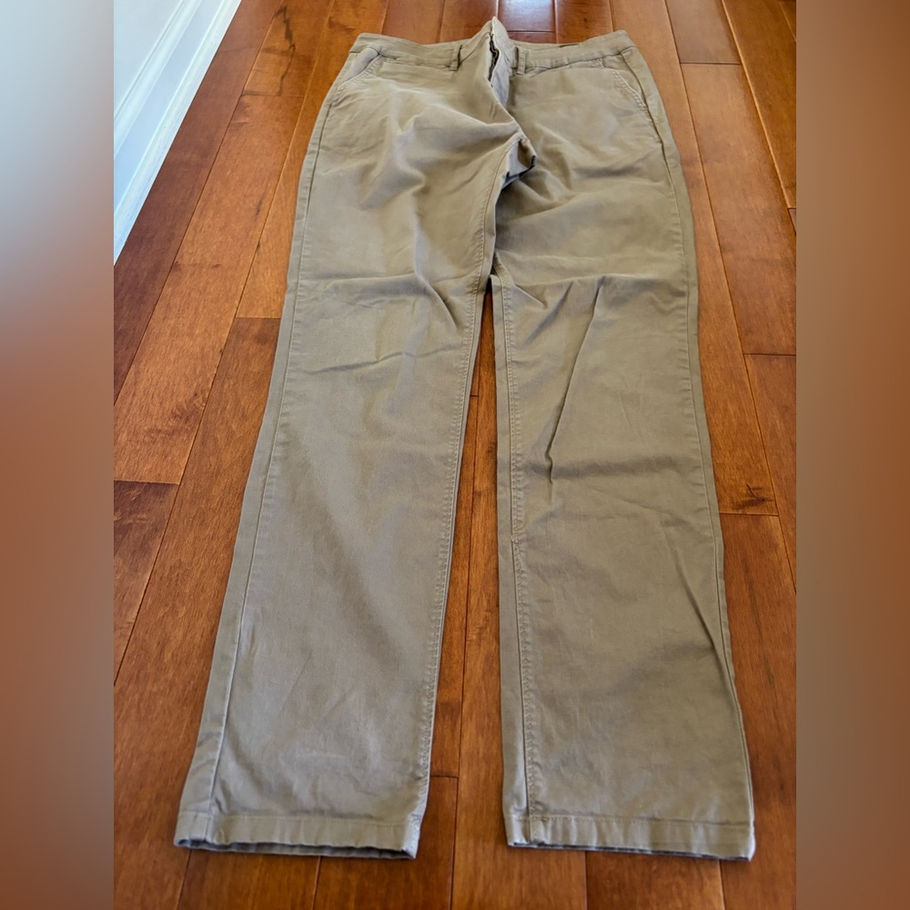 ASOS Men’s Khaki Chino Pants 30x30 Slim Fit Casual